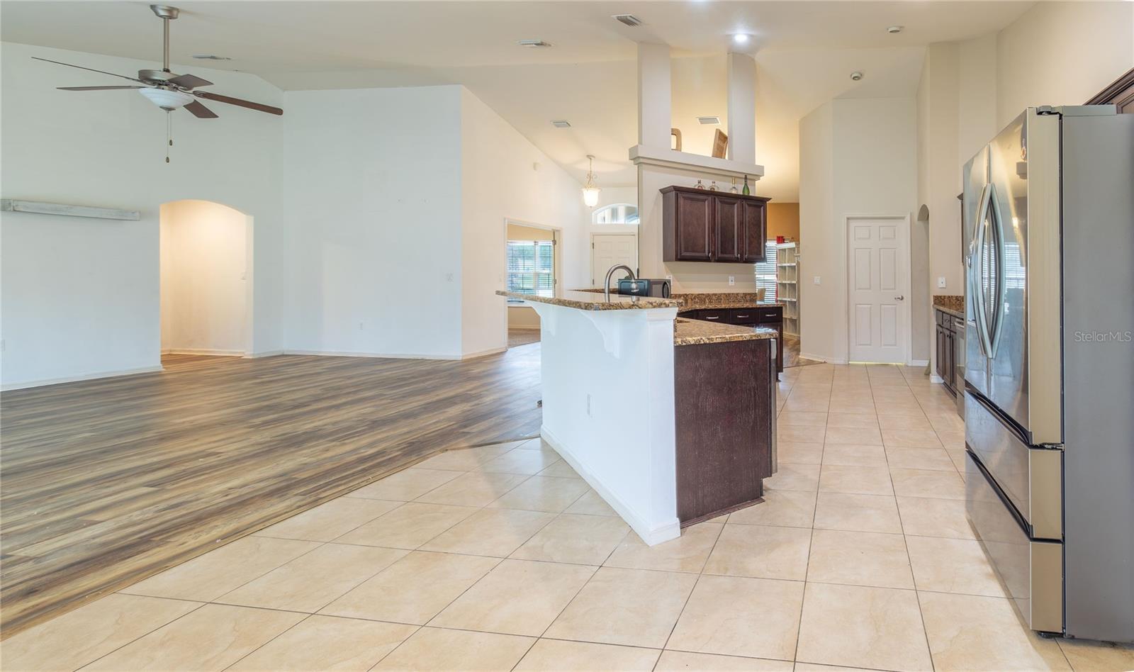 Image 23 of 37 For 10368 98th Terrace