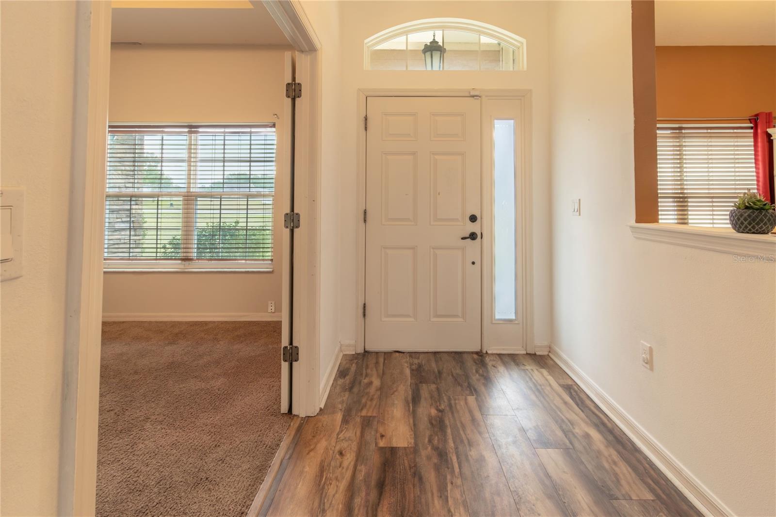 Image 9 of 37 For 10368 98th Terrace