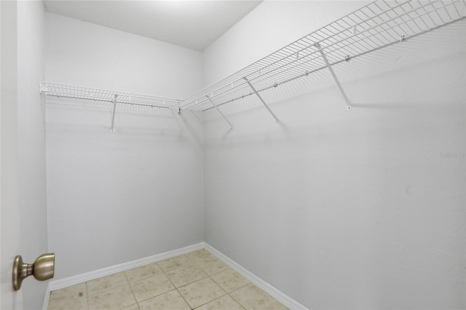 Image 19 of 39 For 8546 37th Terrace