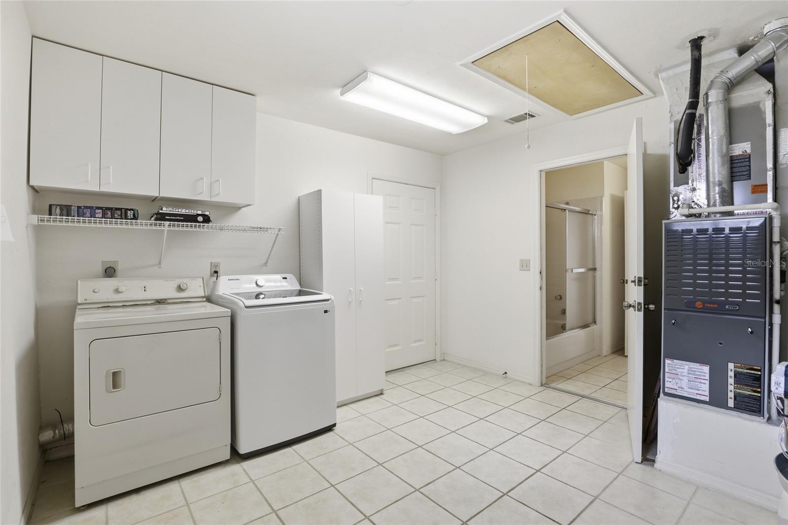 Image 24 of 39 For 8546 37th Terrace