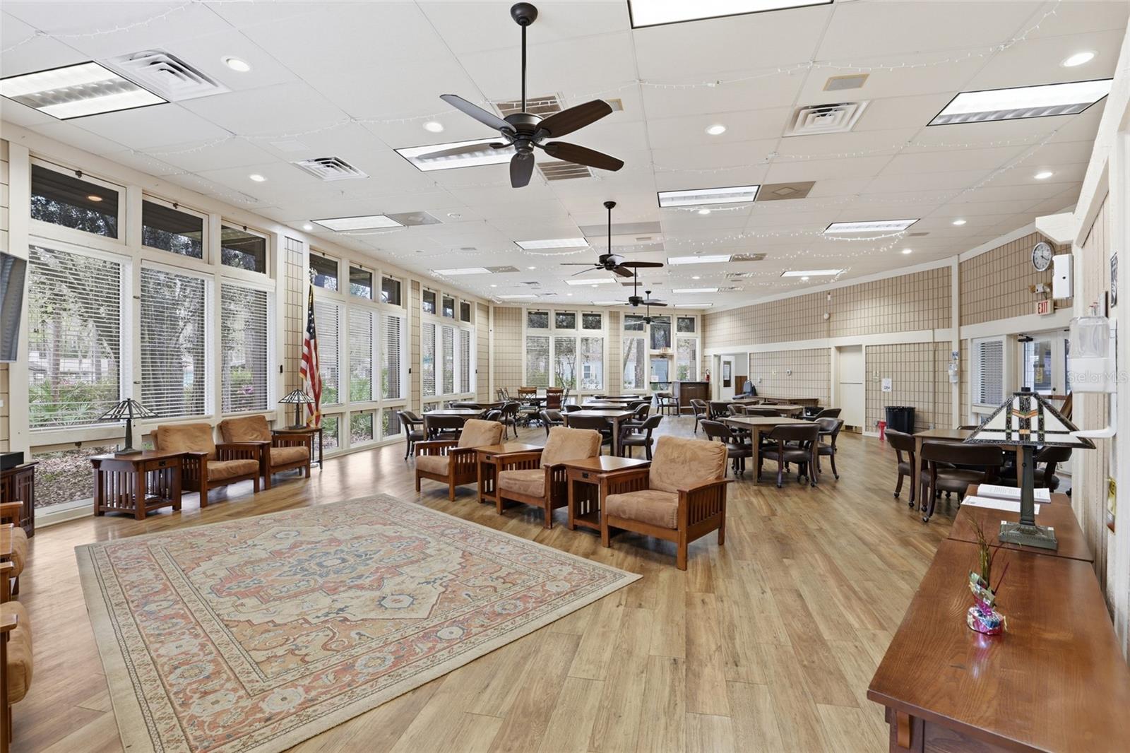 Image 32 of 39 For 8546 37th Terrace