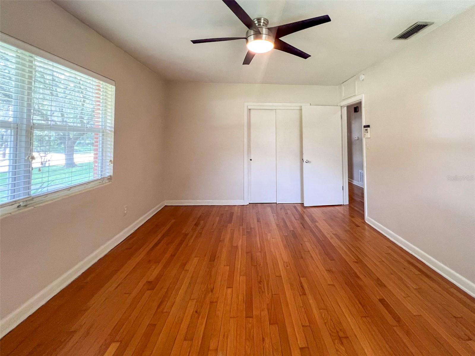 Image 14 of 31 For 1516 14th Avenue