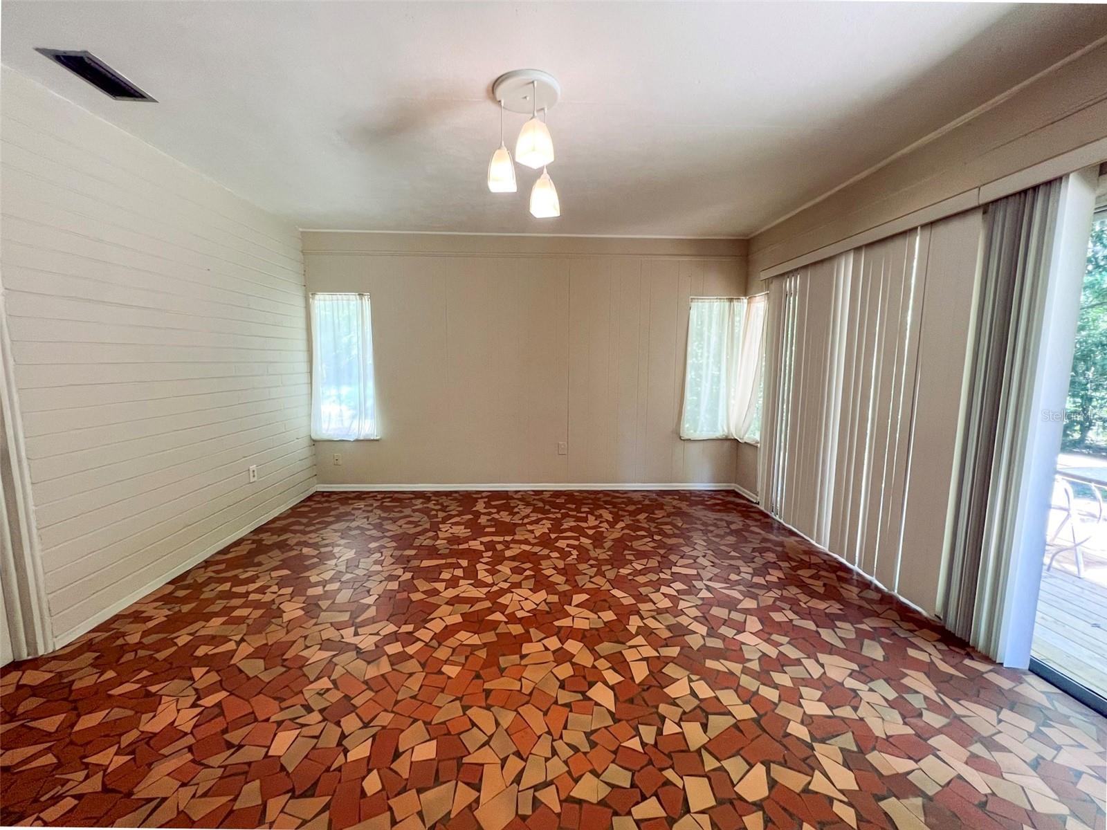 Image 21 of 31 For 1516 14th Avenue