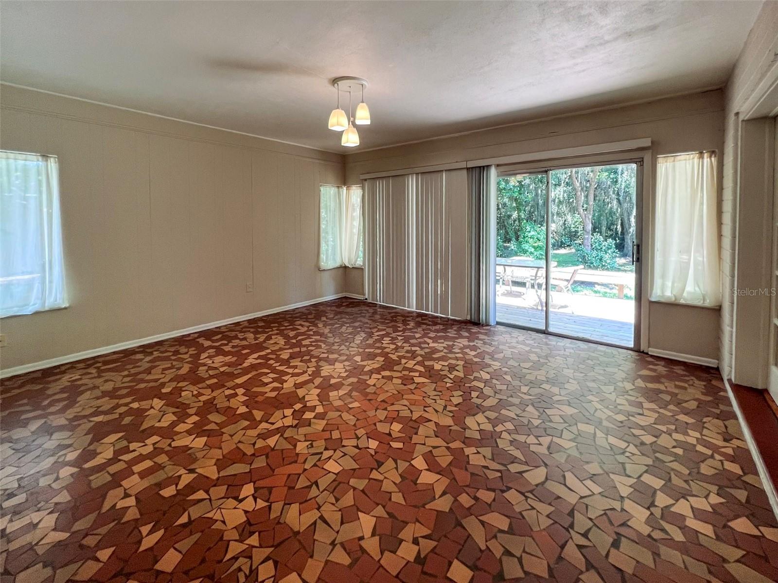 Image 22 of 31 For 1516 14th Avenue