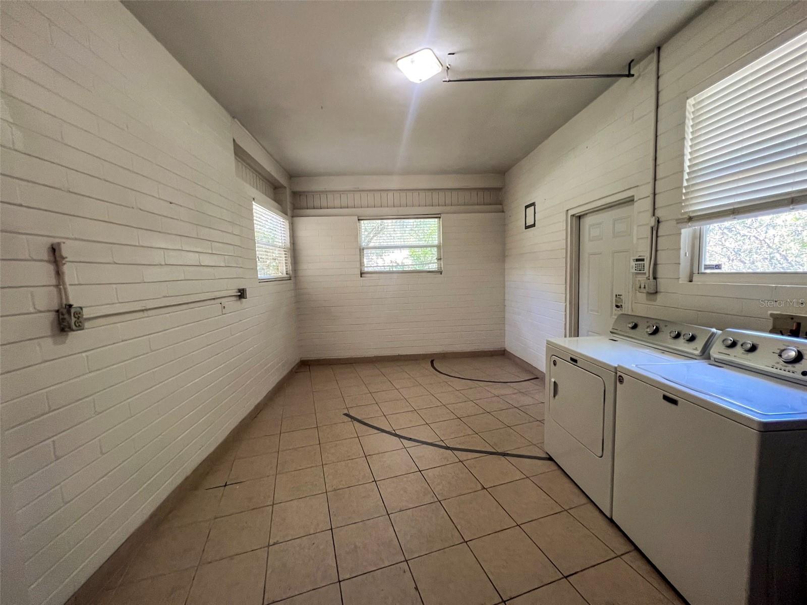 Image 24 of 31 For 1516 14th Avenue