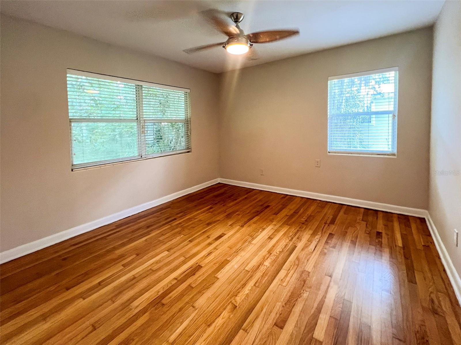 Image 8 of 31 For 1516 14th Avenue