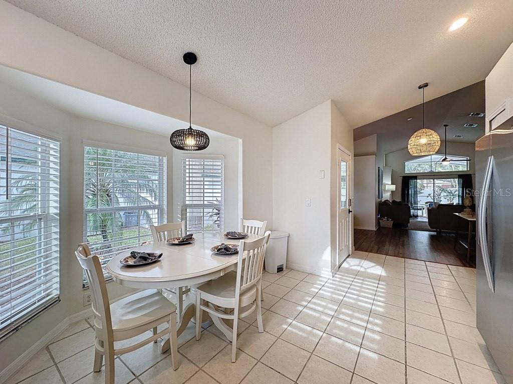 Image 7 of 23 For 2615 Summer Creek Drive