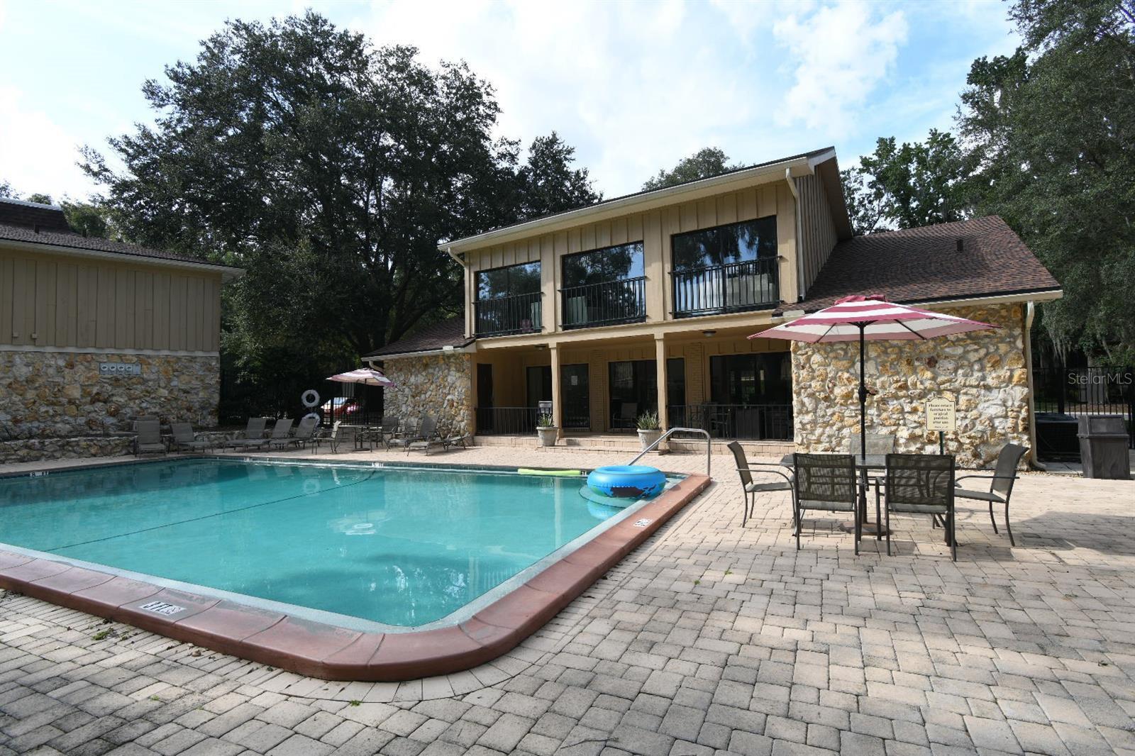 Image 16 of 21 For 507 39th Road 215