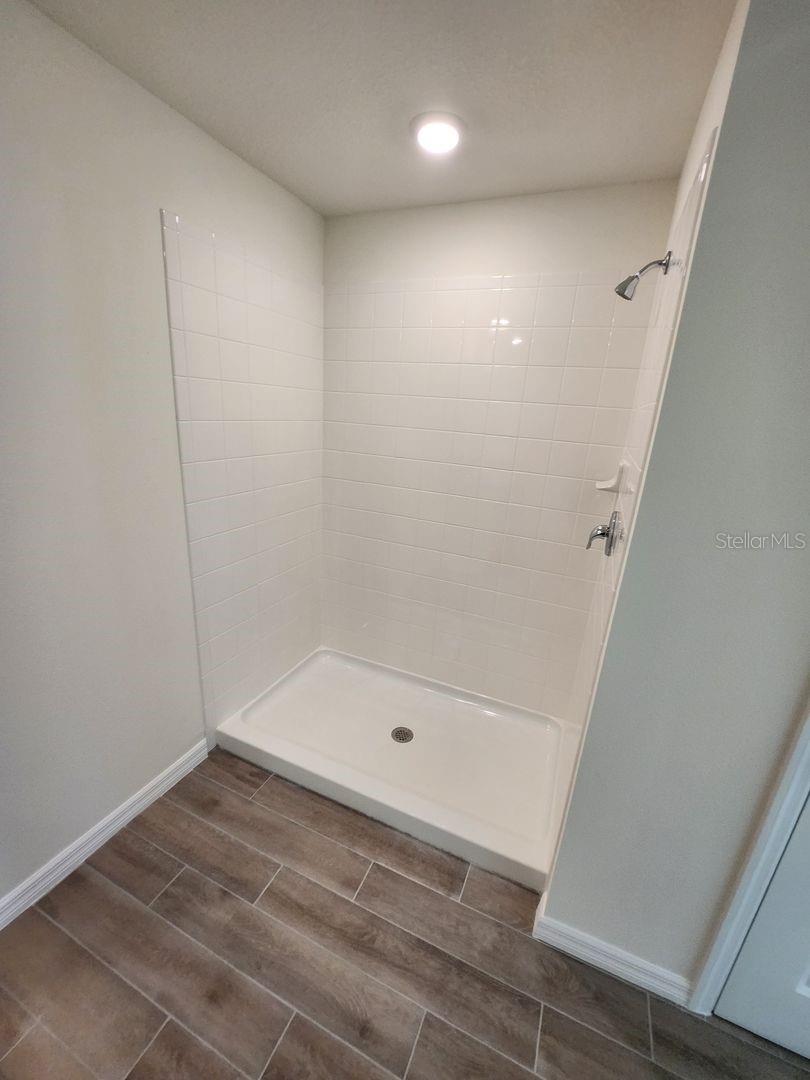 Image 15 of 23 For 5149 48 Lane