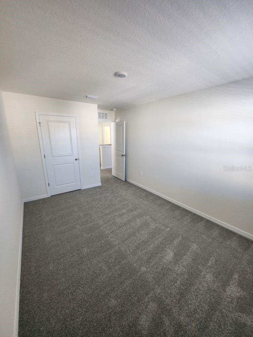 Image 20 of 23 For 5149 48 Lane