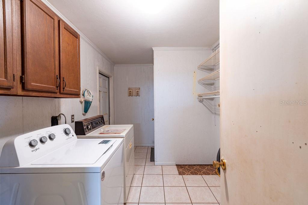 Image 10 of 39 For 16064 County Road 235