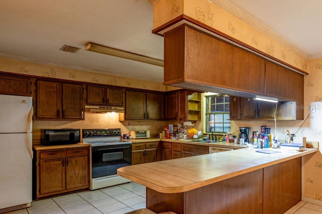 Image 7 of 39 For 16064 County Road 235