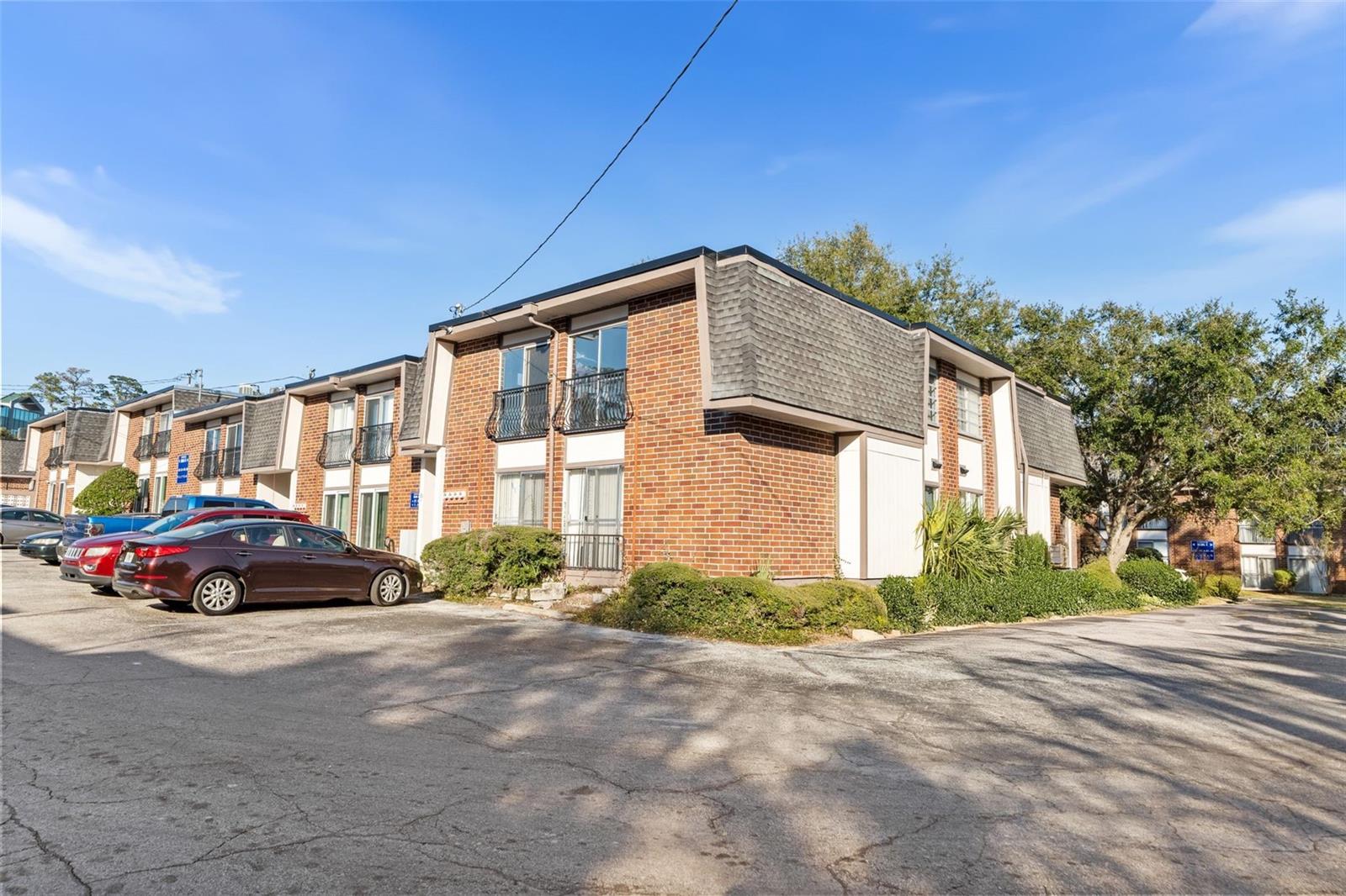 Details for 1700 16th Court D30, GAINESVILLE, FL 32608