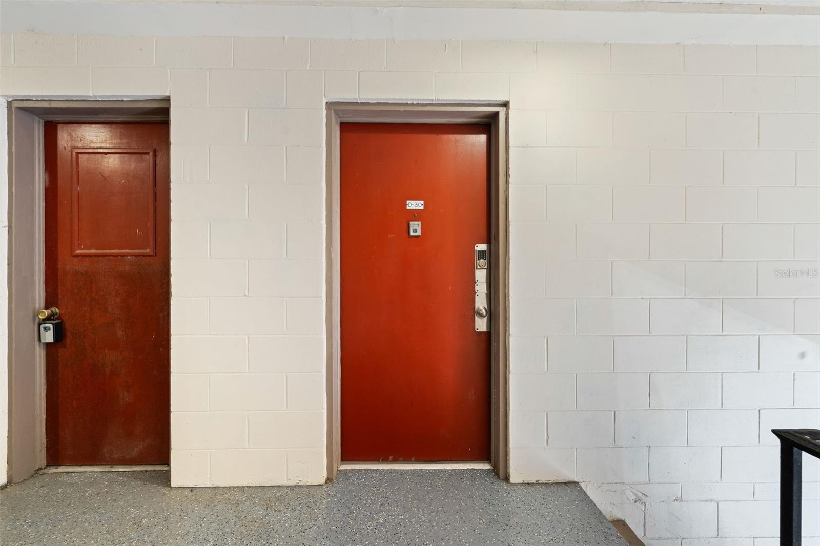 Image 16 of 22 For 1700 16th Court D30