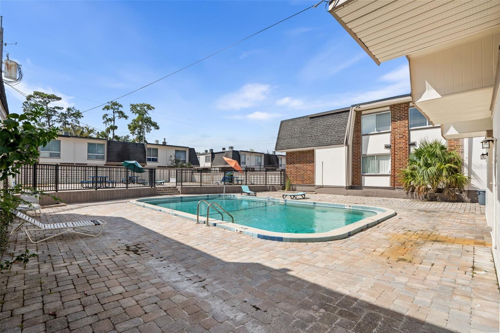 Image 19 of 22 For 1700 16th Court D30