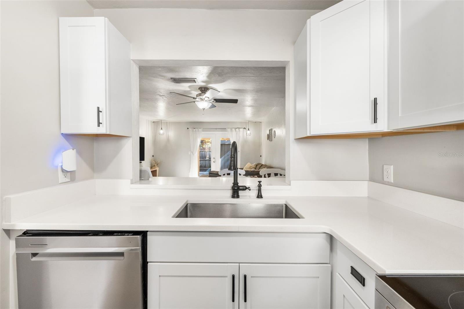 Image 4 of 26 For 4007 26th Terrace A