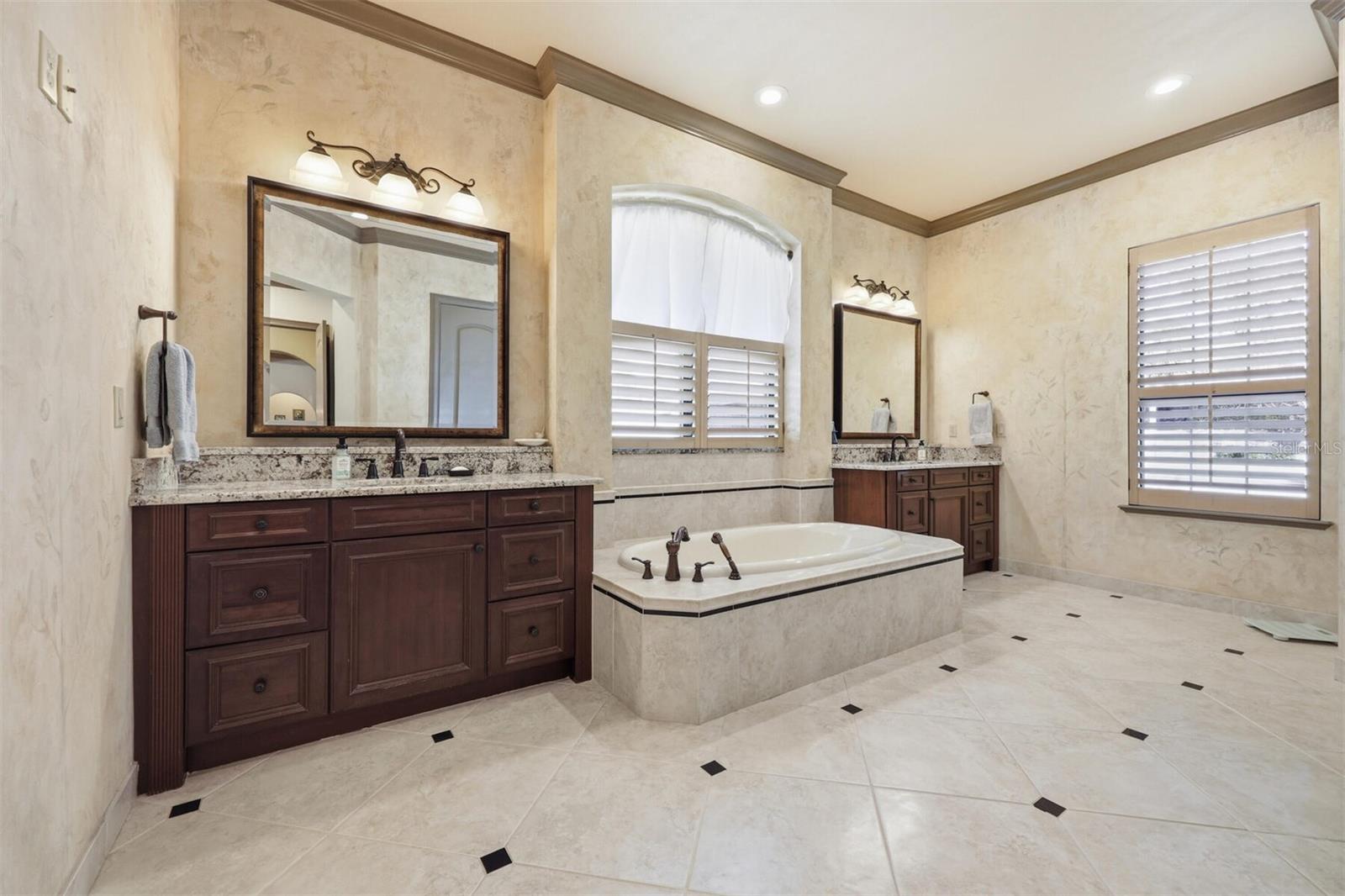 Image 25 of 50 For 3774 103rd Street