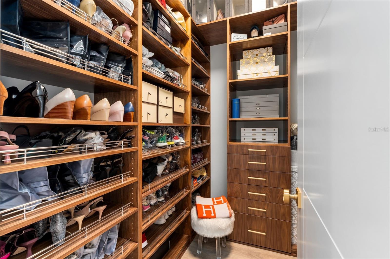 Image 21 of 54 For 13116 9th Road