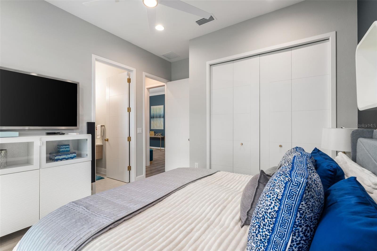 Image 24 of 54 For 13116 9th Road