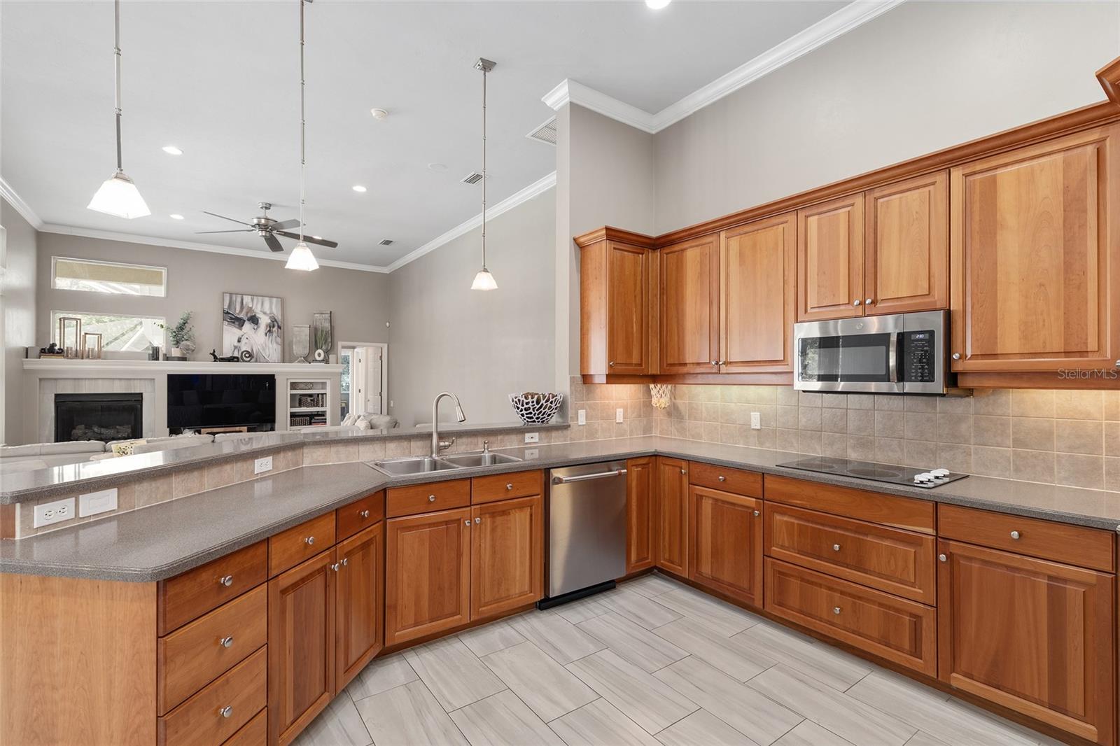 Image 20 of 77 For 4705 58th Street