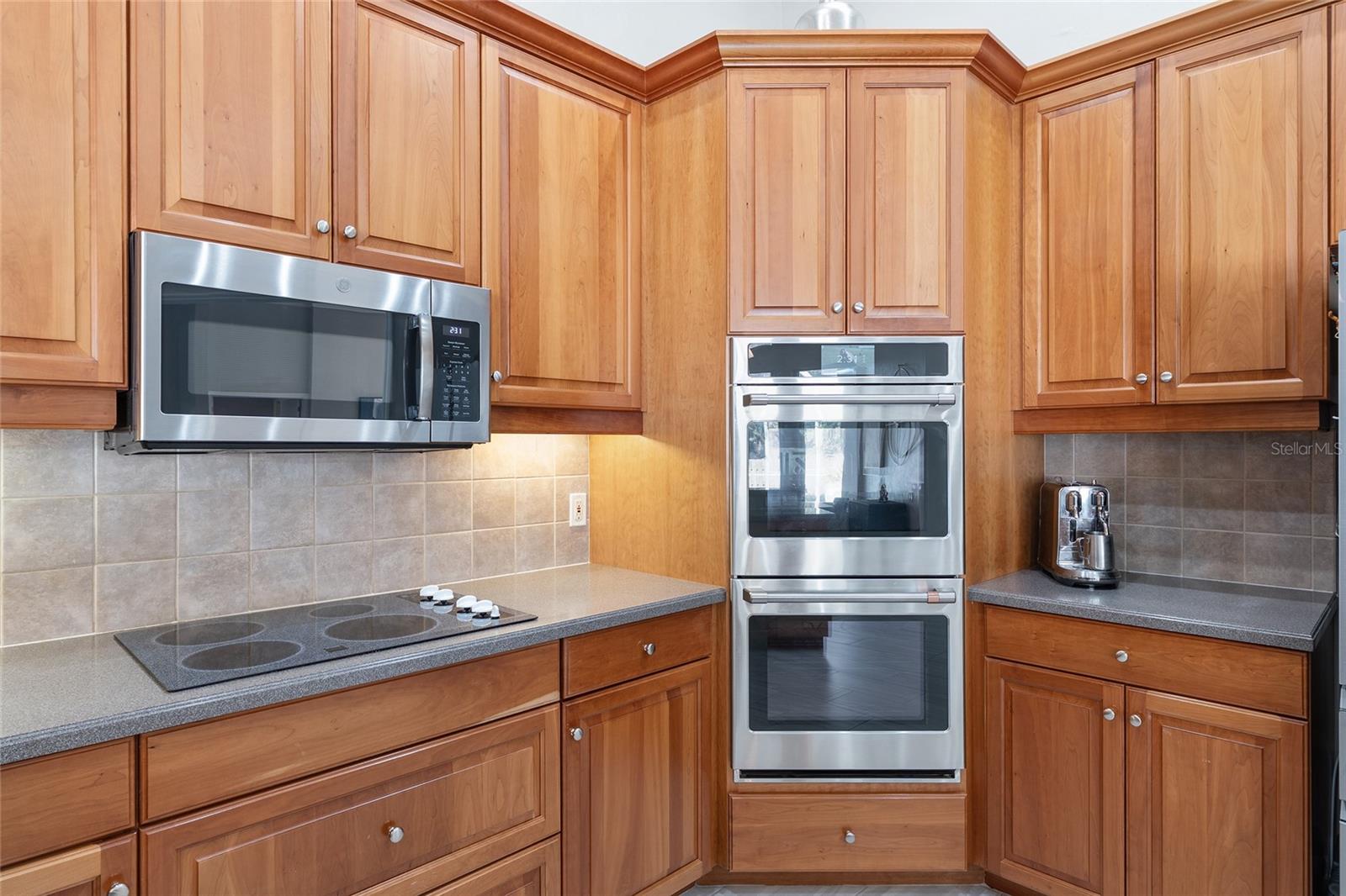 Image 21 of 77 For 4705 58th Street