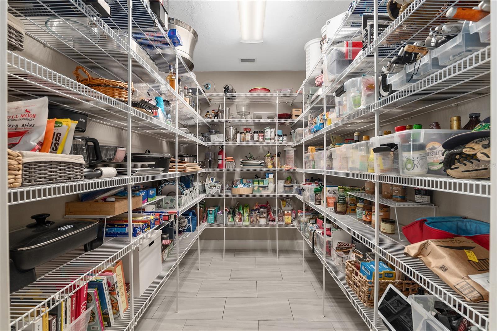 Image 23 of 77 For 4705 58th Street