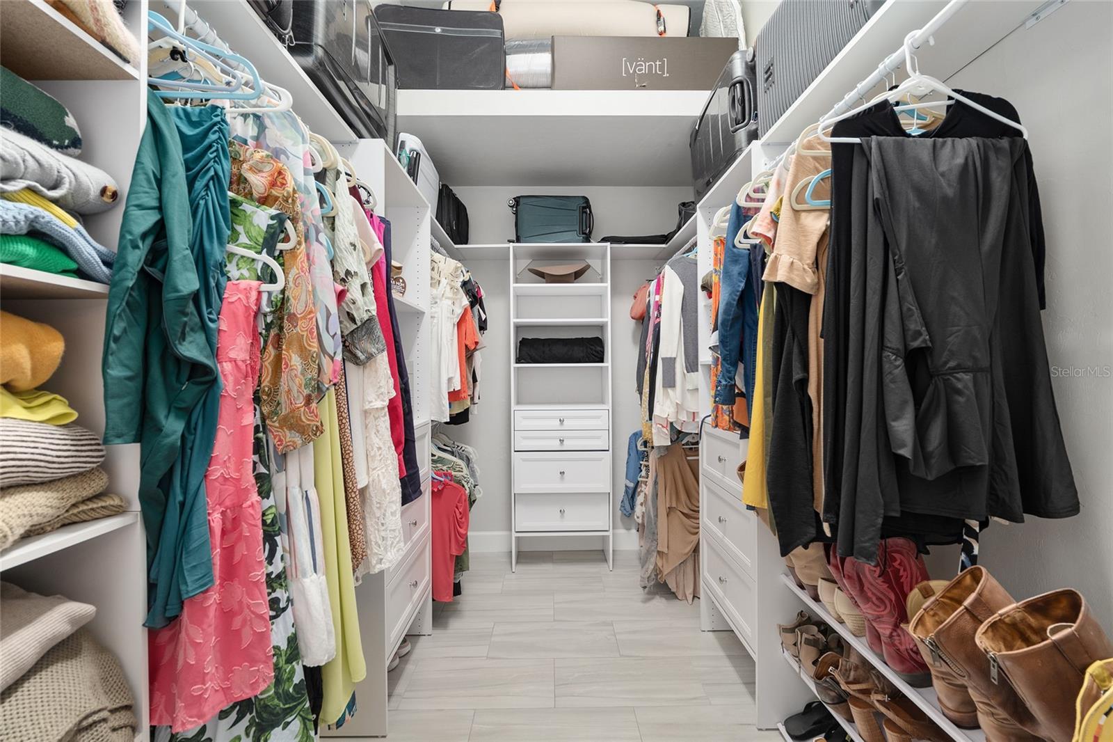 Image 33 of 77 For 4705 58th Street