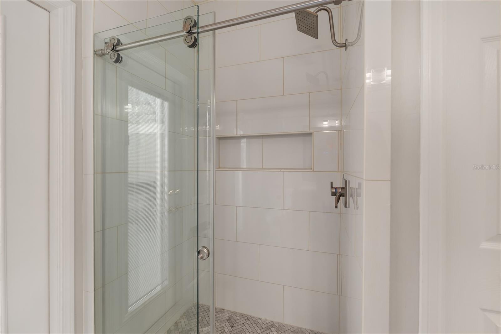 Image 46 of 77 For 4705 58th Street