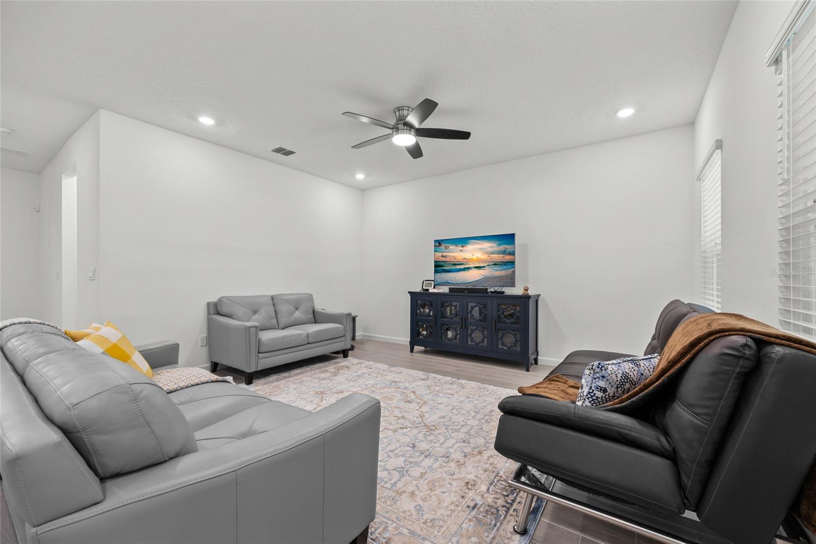 Image 6 of 35 For 2208 89th Way