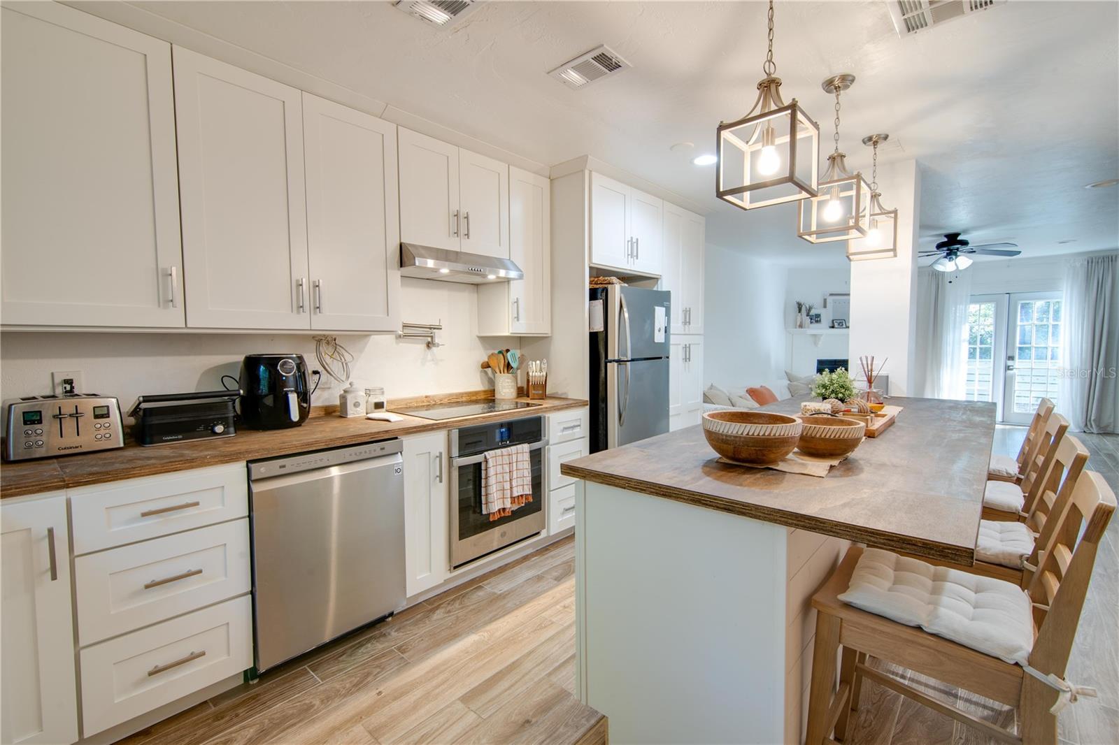 Image 13 of 33 For 5215 92nd Court