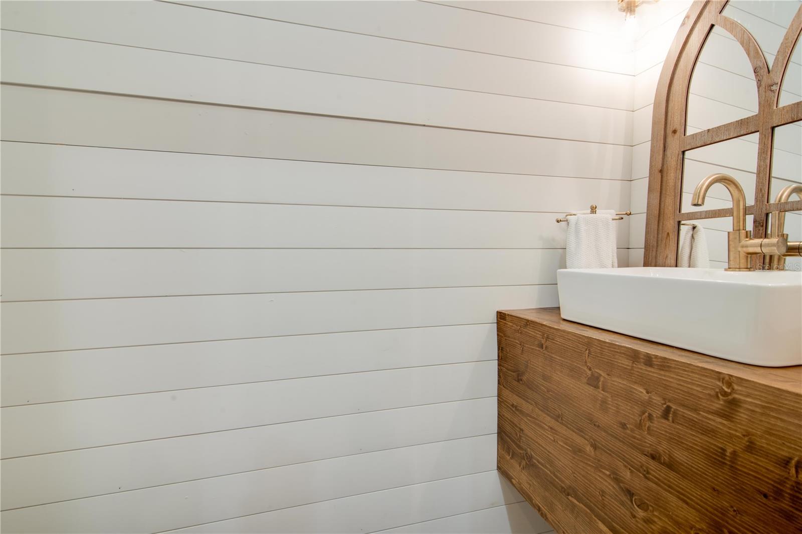 Image 16 of 33 For 5215 92nd Court