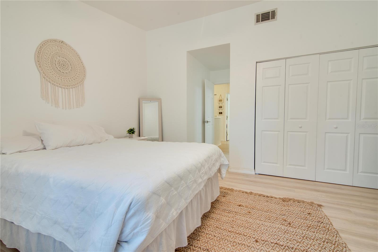 Image 23 of 33 For 5215 92nd Court