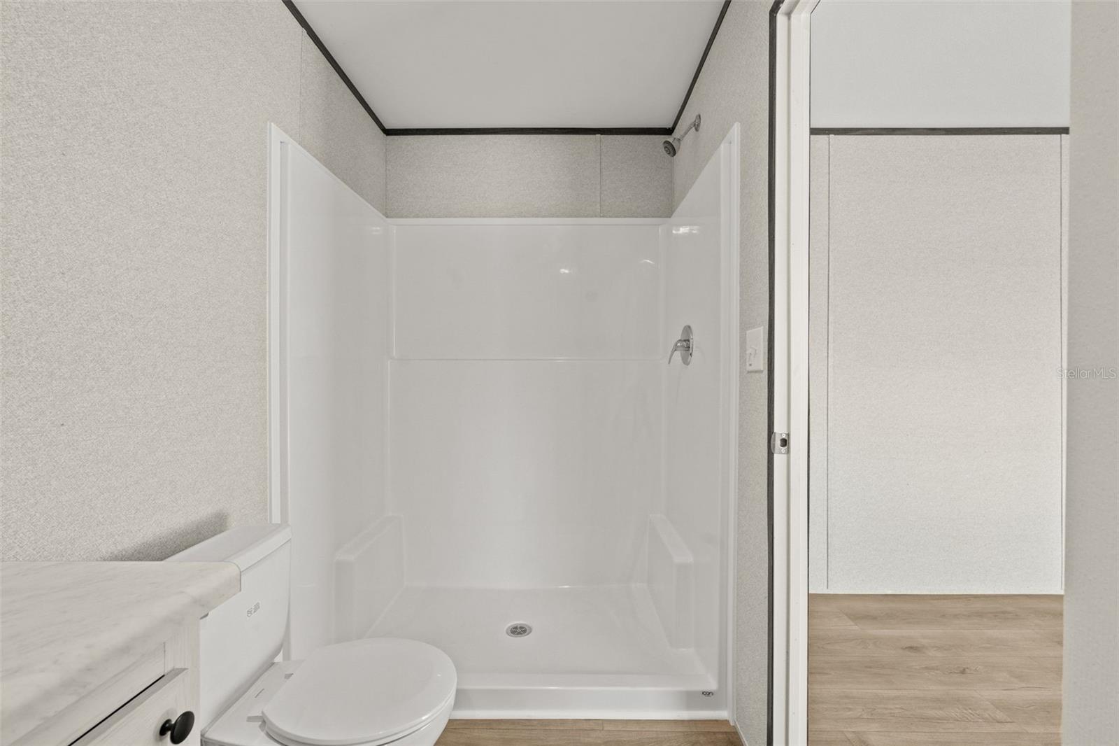 Image 16 of 23 For 5370 108th Terrace