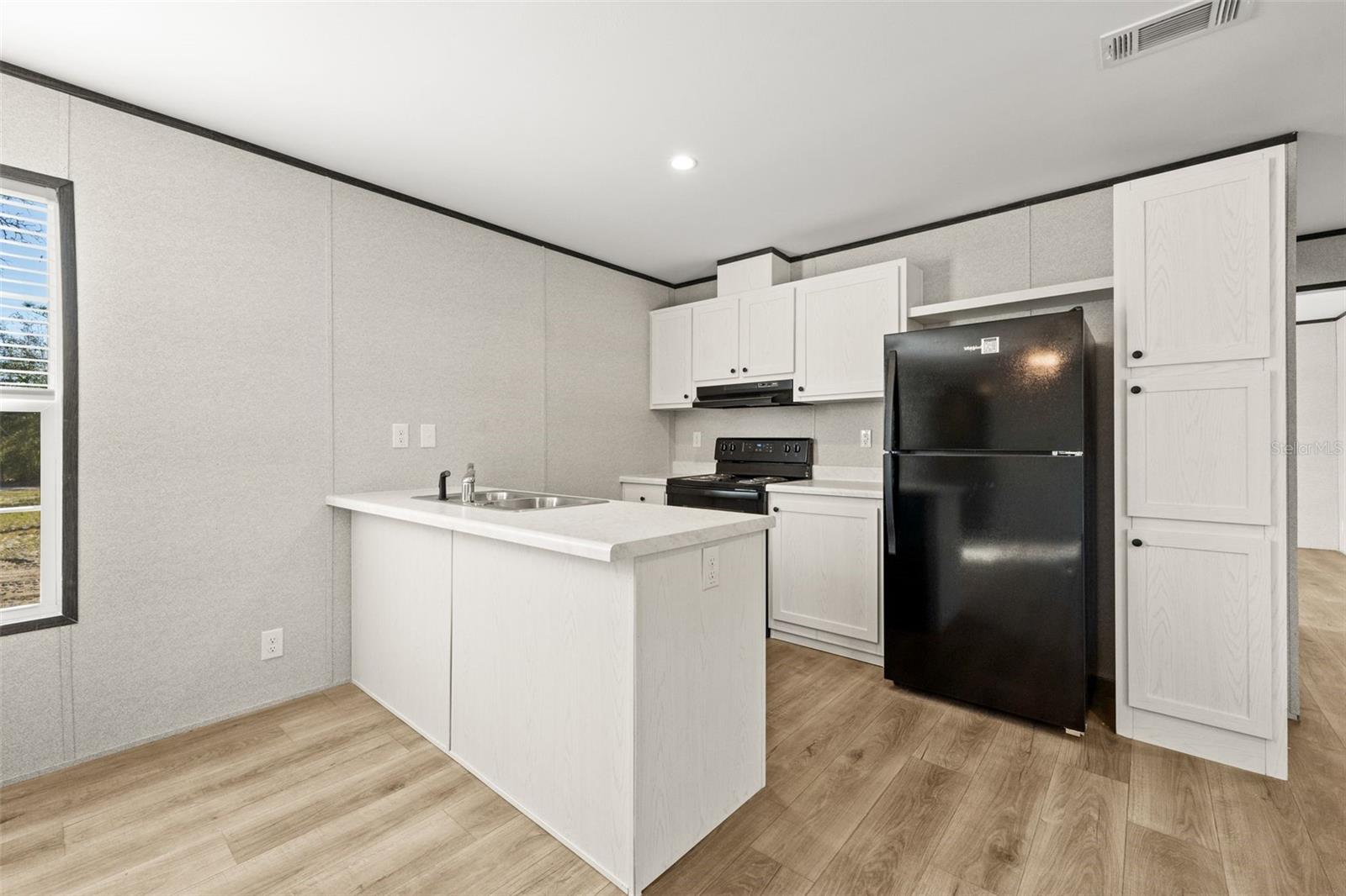 Image 9 of 23 For 5370 108th Terrace