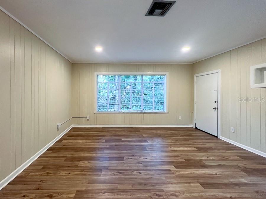 Image 10 of 33 For 2734 3rd Place