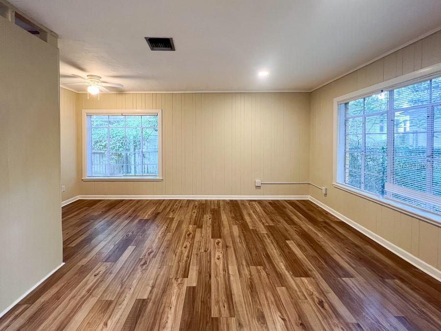 Image 13 of 33 For 2734 3rd Place