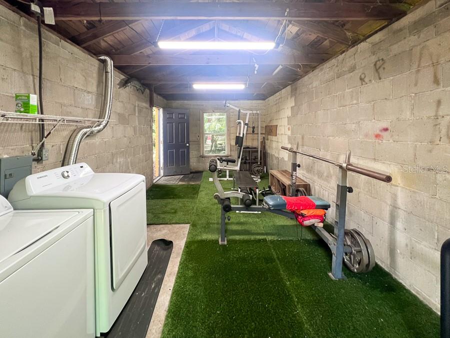 Image 30 of 33 For 2734 3rd Place