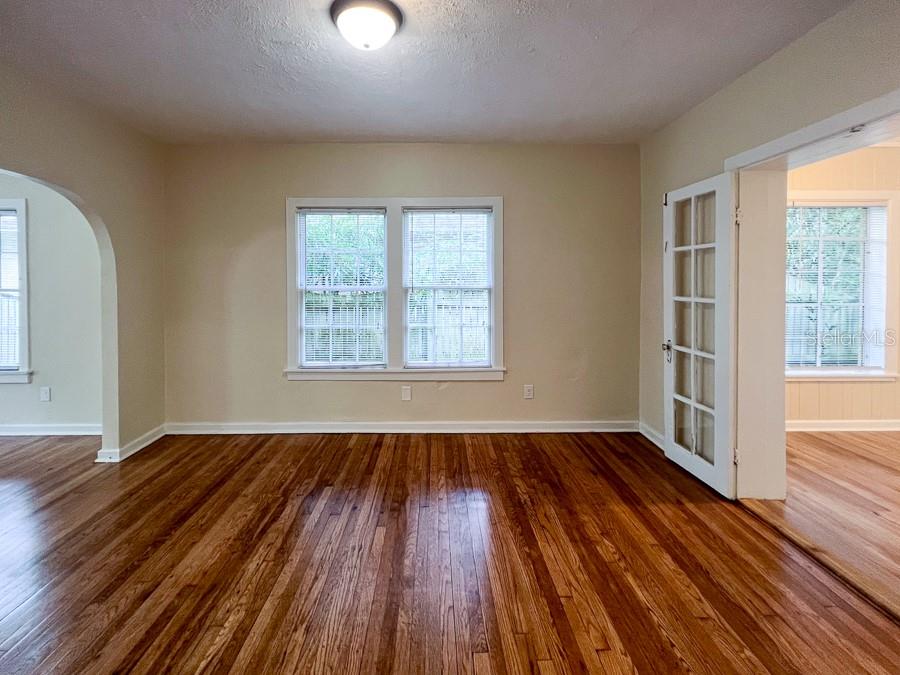 Image 8 of 33 For 2734 3rd Place