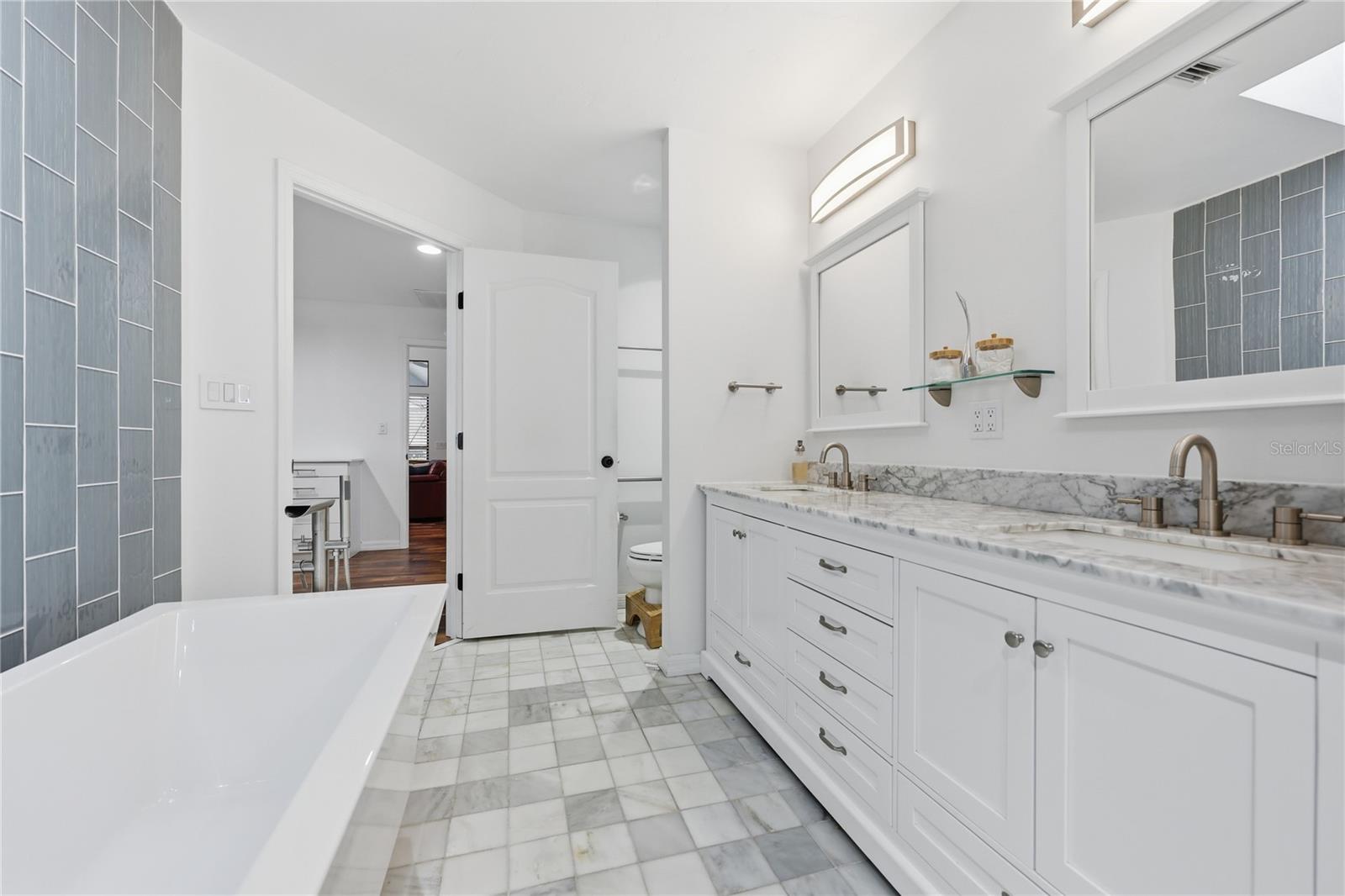 Image 22 of 50 For 4235 91st Drive