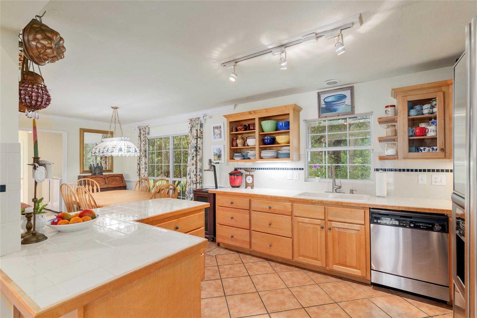 Image 14 of 42 For 12832 14th Avenue