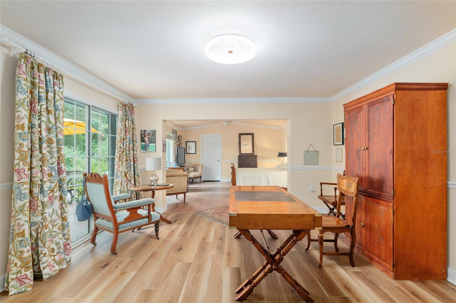 Image 16 of 42 For 12832 14th Avenue