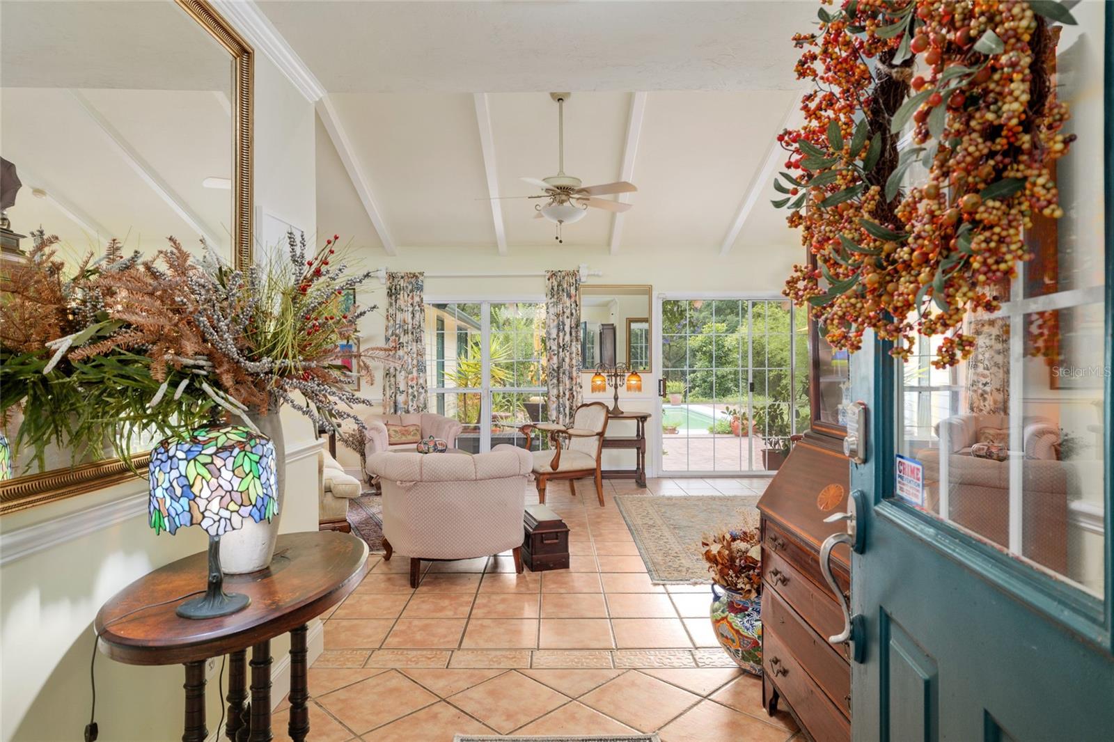 Image 5 of 42 For 12832 14th Avenue