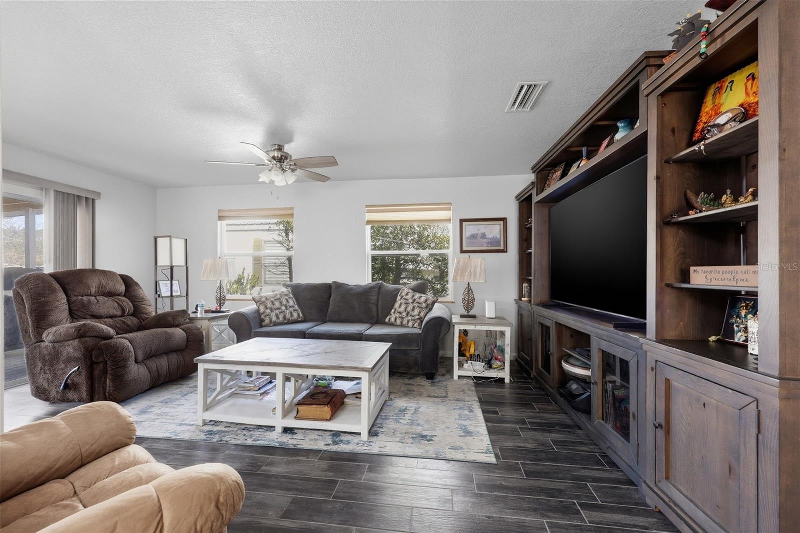 Image 20 of 48 For 123 Walt Lane