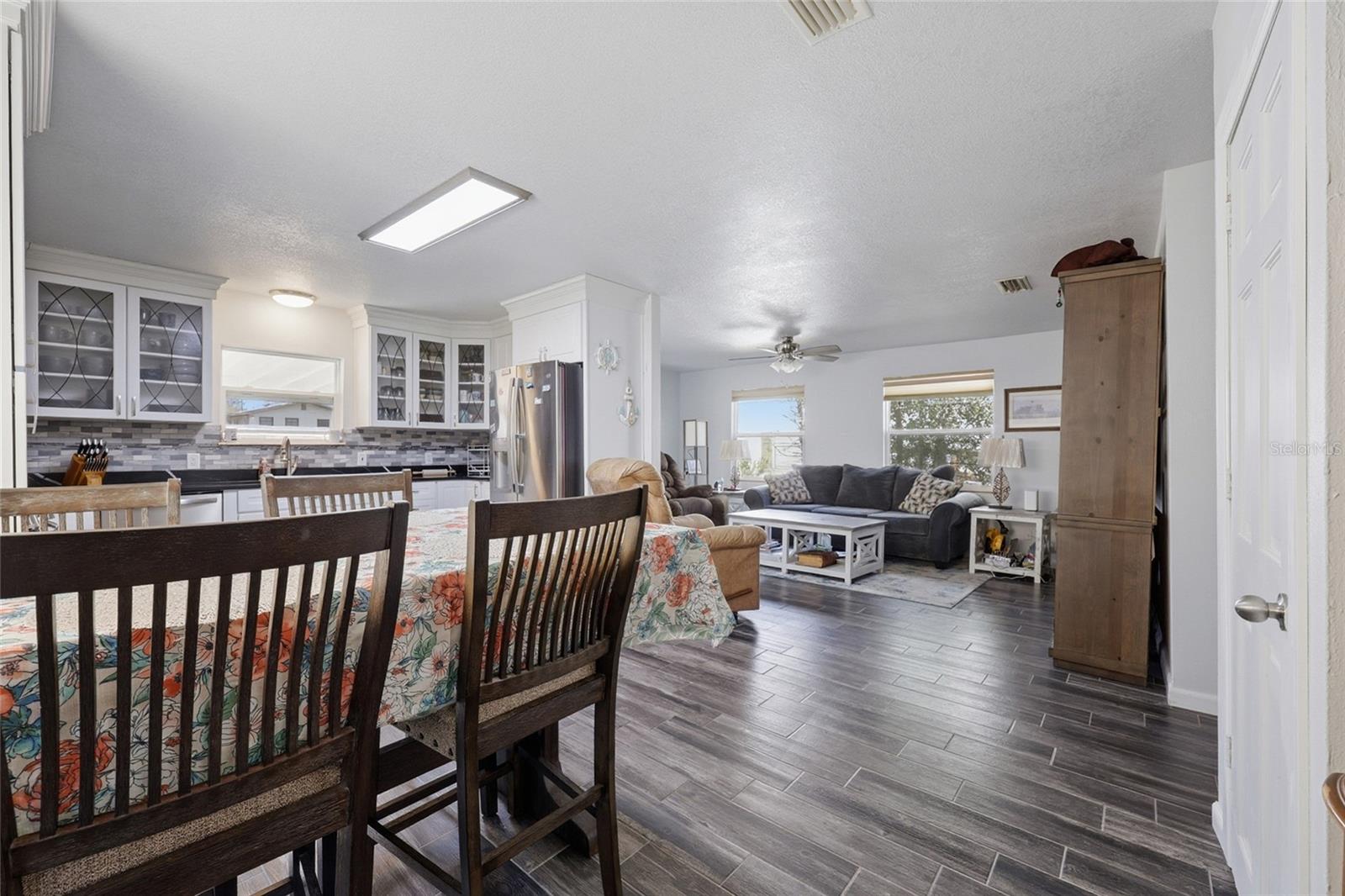 Image 8 of 48 For 123 Walt Lane