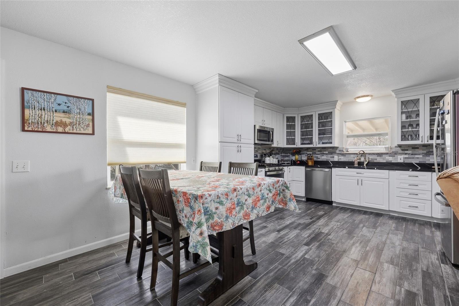 Image 9 of 48 For 123 Walt Lane