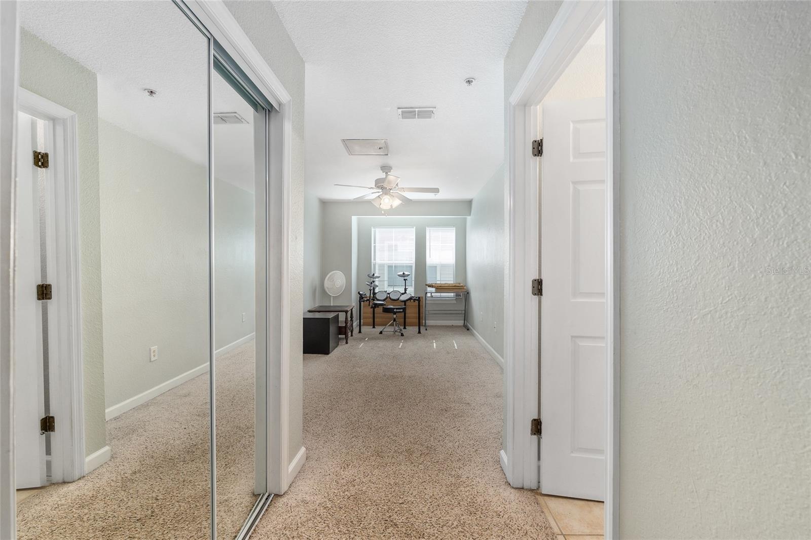 Image 20 of 31 For 835 9th Street 209