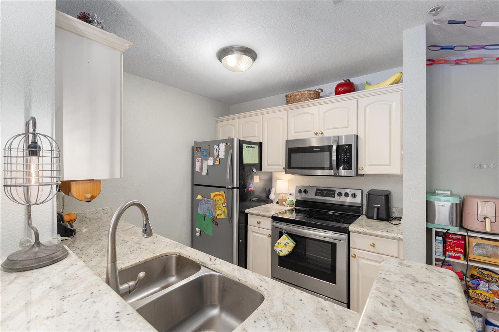 Image 4 of 31 For 835 9th Street 209