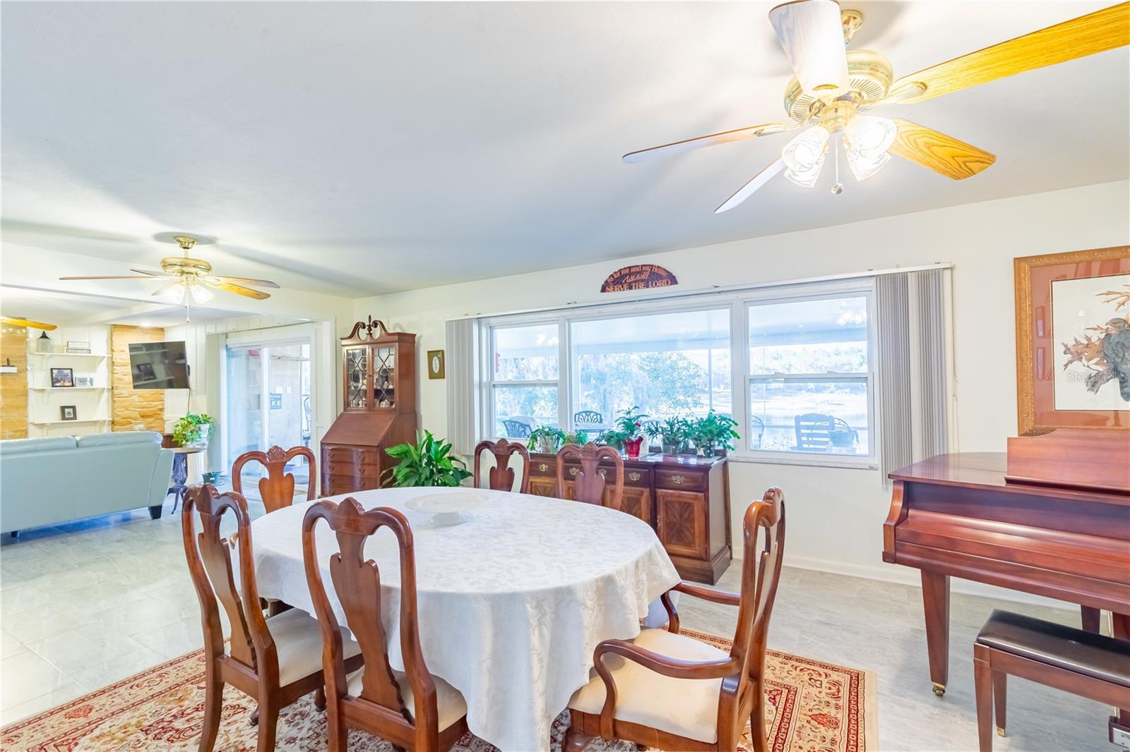 Image 28 of 49 For 6433 Loch Lommond Drive