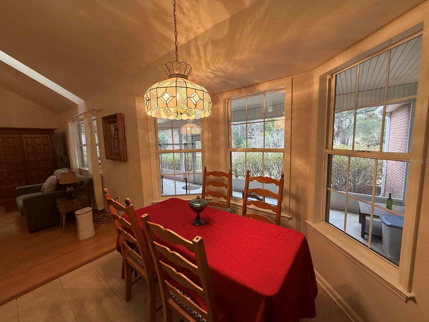 Image 11 of 35 For 13106 112th Avenue