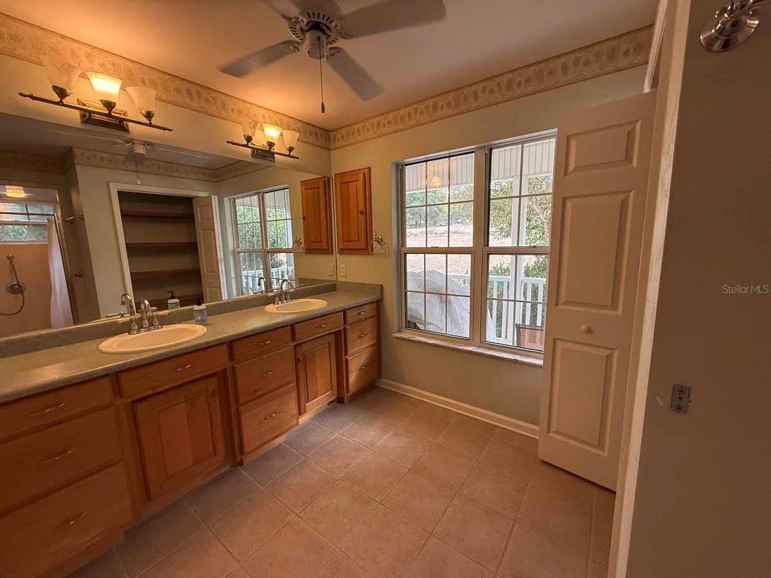 Image 18 of 35 For 13106 112th Avenue